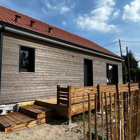 Maison Plain-pied Avec Terrasse, Proche Plage, 3 Ch., Terrain 300 M², Stationnement, Tout Equipe - Fr-1-730-46 Holiday home *